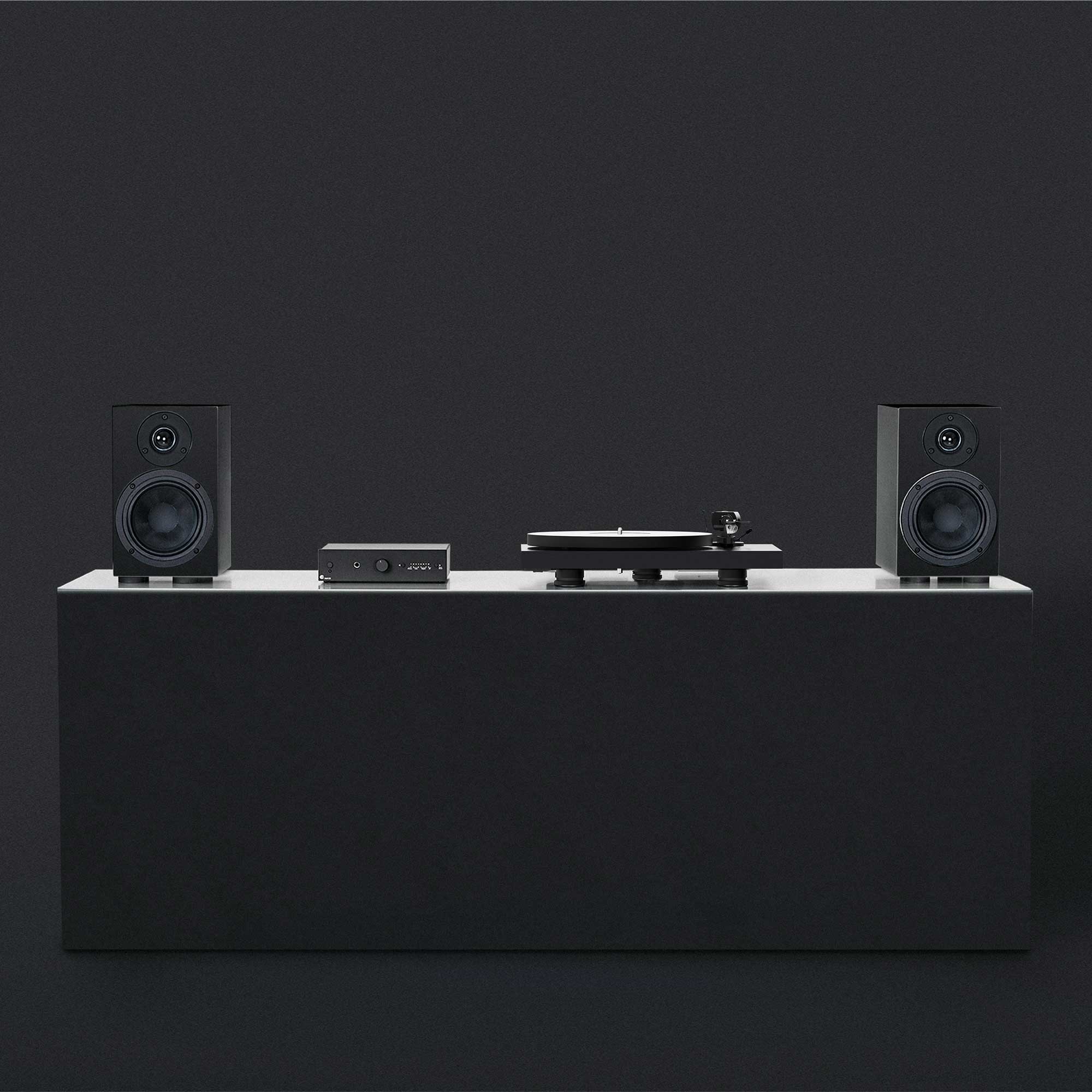 Pro-Ject Colourful Audio System 2