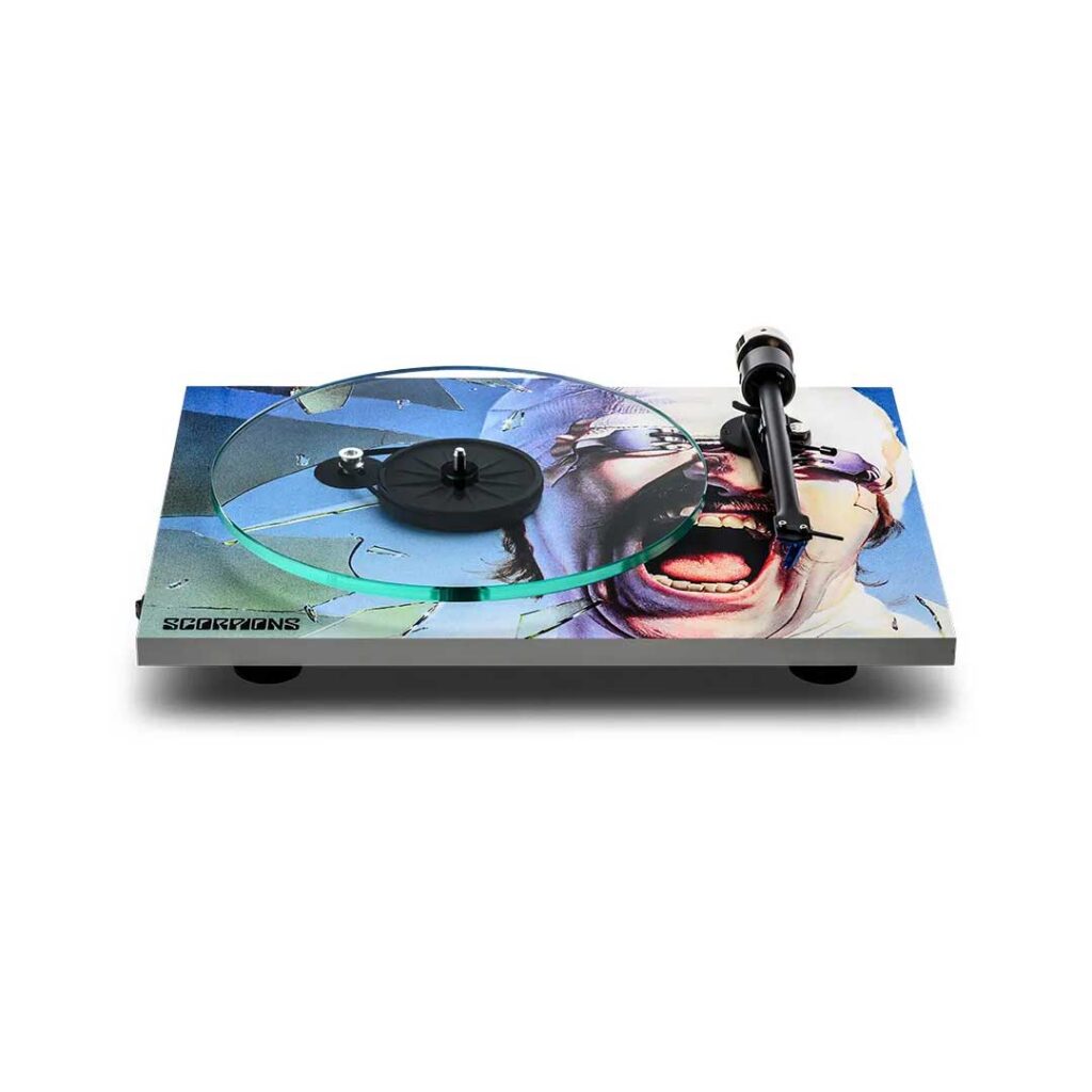 Pro-Ject Scorpions Turntable